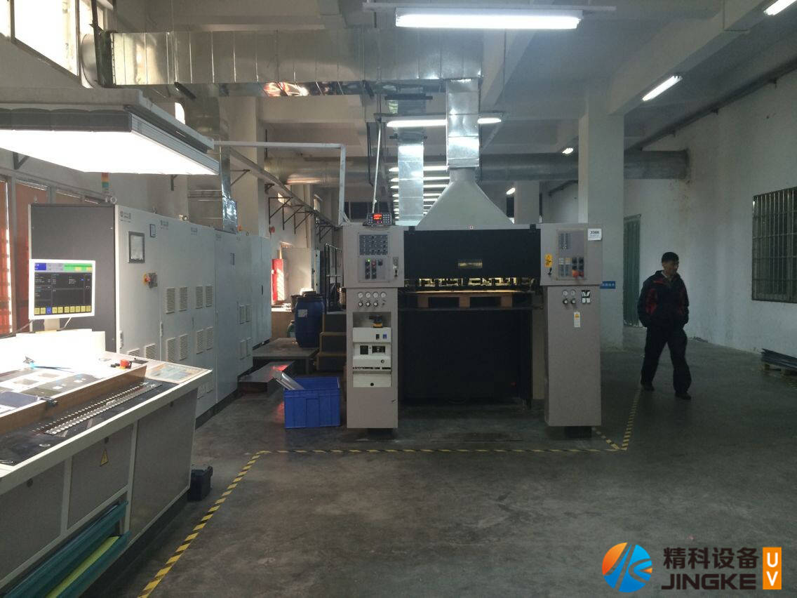 曼罗兰ROLAND 700印刷机加装UV2